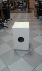 Cajon KG D154 CJ ze sprężyną werblową